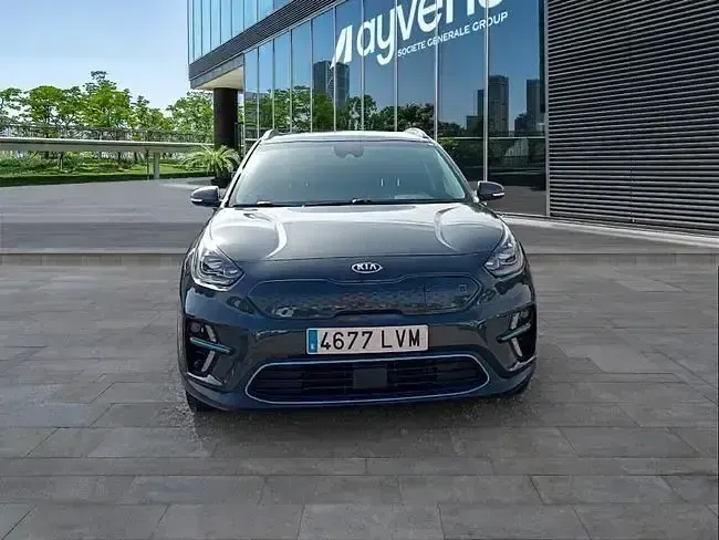 Usado Kia e-Niro 150 kW (204 CV) 2021 Gris SUV