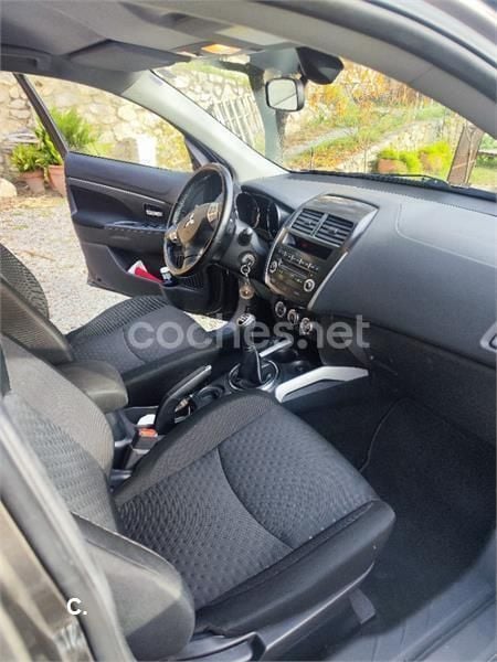 Usado Mitsubishi ASX Motion 117 CV (86 kW) 2012 Marrón SUV