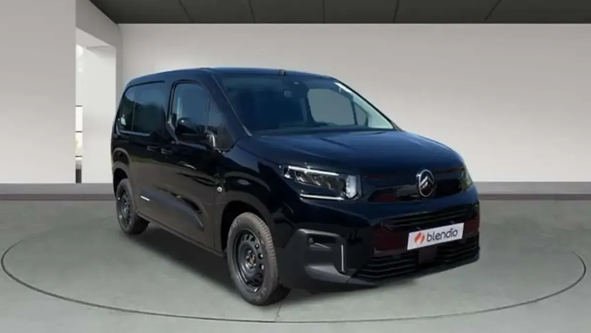 Usado Citroën Berlingo 102 CV (75 kW) 2024 Negro Monovolumen