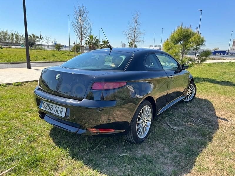 Usado Alfa Romeo GT 150 CV (110 kW) 2009 Gris / plata Coupe
