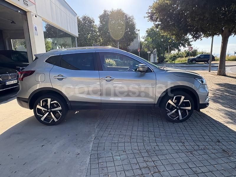 Usado Nissan Qashqai N-Connecta 163 CV (119 kW) 2018 Gris / plata SUV