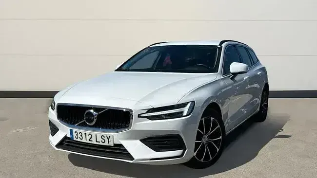 Usado Volvo V60 Momentum 197 CV (144 kW) 2021 Blanco Familiar