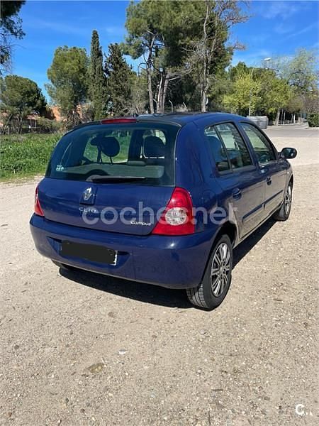 Usado Renault Clio II Campus 65 CV (47 kW) 2008 Azul Berlina