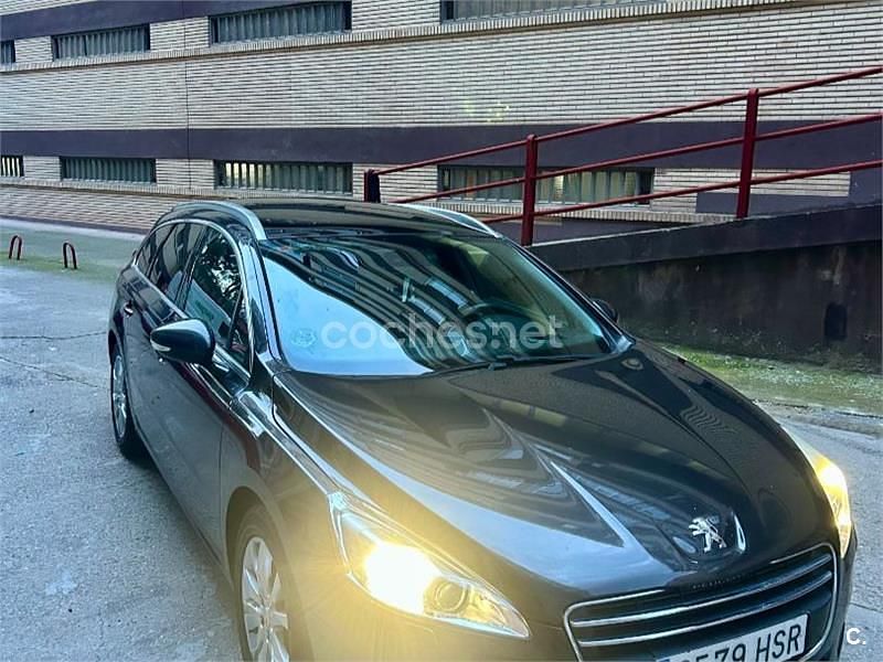 Usado Peugeot 508 SW Allure 163 CV (119 kW) 2013 Azul Familiar