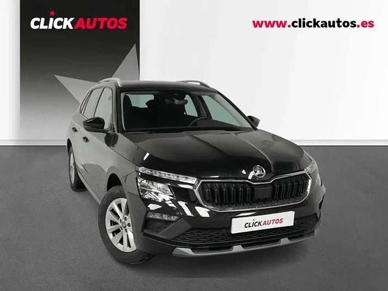 Usado Skoda Kamiq Selection 116 CV (85 kW) 2025 Negro SUV