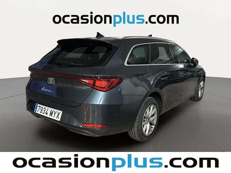 Usado Seat Leon ST Style 116 CV (85 kW) 2025 Gris Familiar