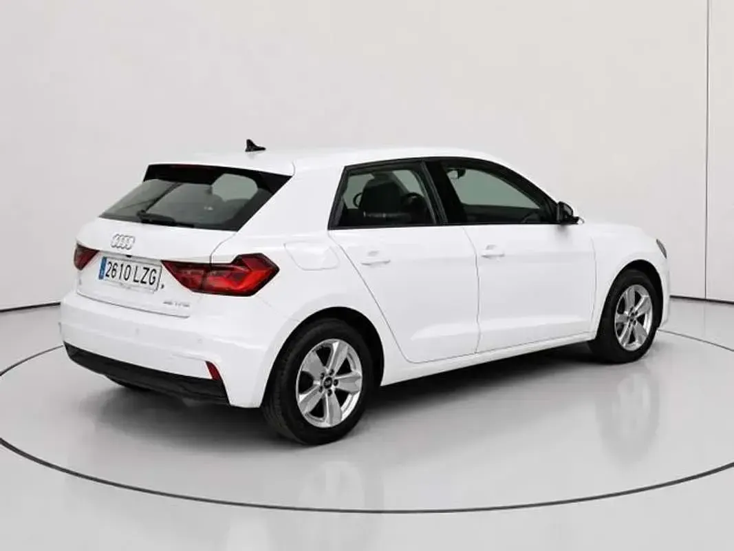 Usado Audi A1 95 CV (69 kW) 2022 Blanco SUV
