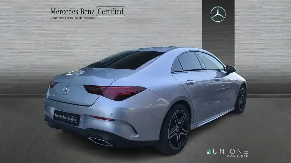 Usado Mercedes CLA220 190 CV (139 kW) 2025 Gris Coupe