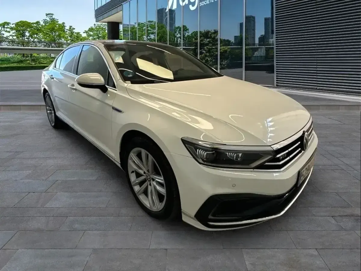 Usado VW Passat GTE 218 CV (160 kW) 2021 Blanco Berlina