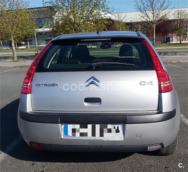 Usado Citroën C4 110 HP (80 kW) 2007 Cinzento Sedan