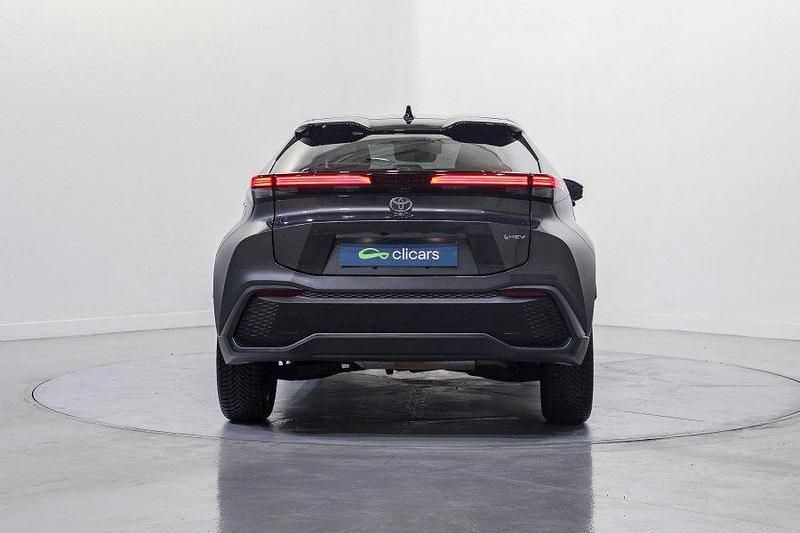 Usado Toyota C-HR Advance 140 CV (102 kW) 2025 Gris SUV