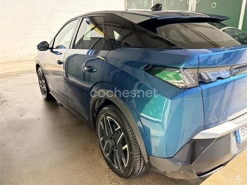 Usado Peugeot 3008 Allure 136 CV (100 kW) 2024 Azul SUV