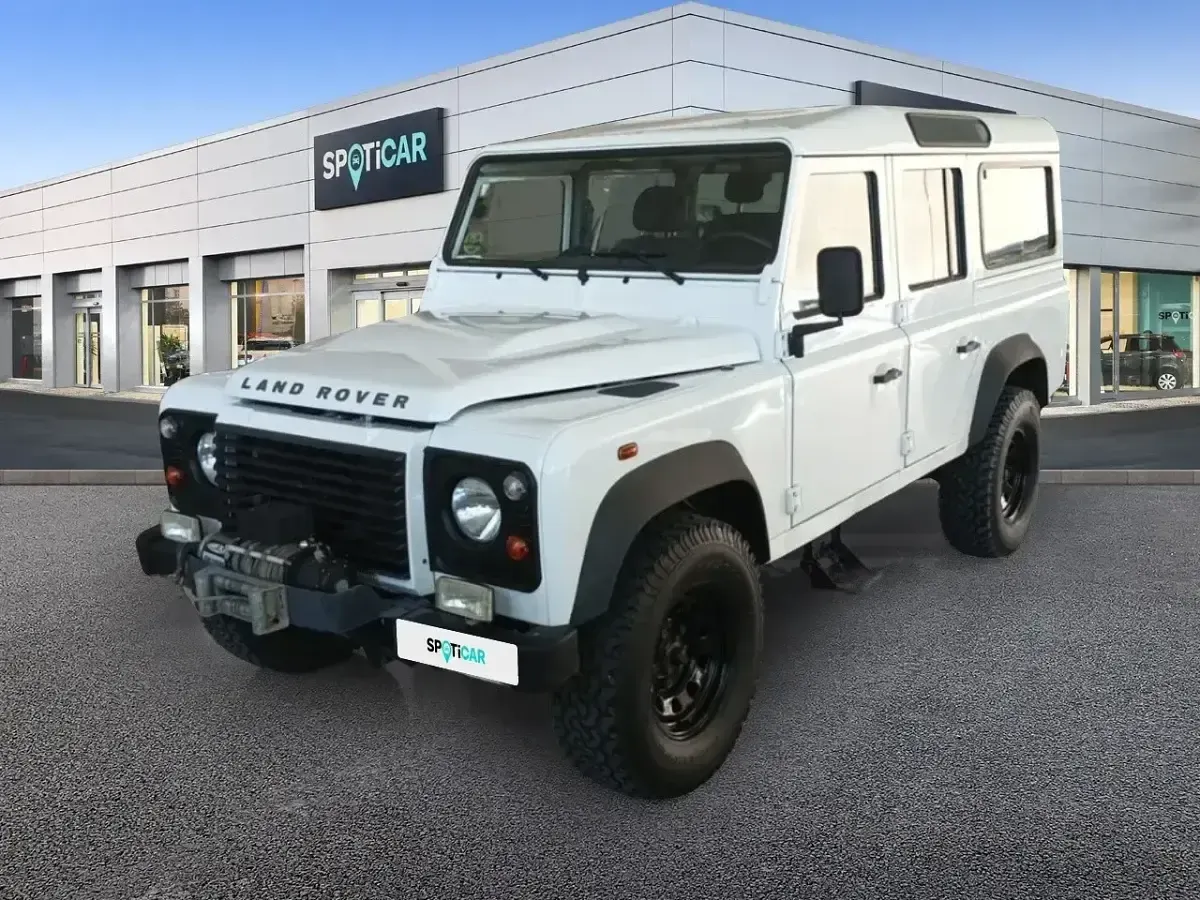 Usado Land Rover Defender 122 CV (89 kW) 2013 Blanco SUV