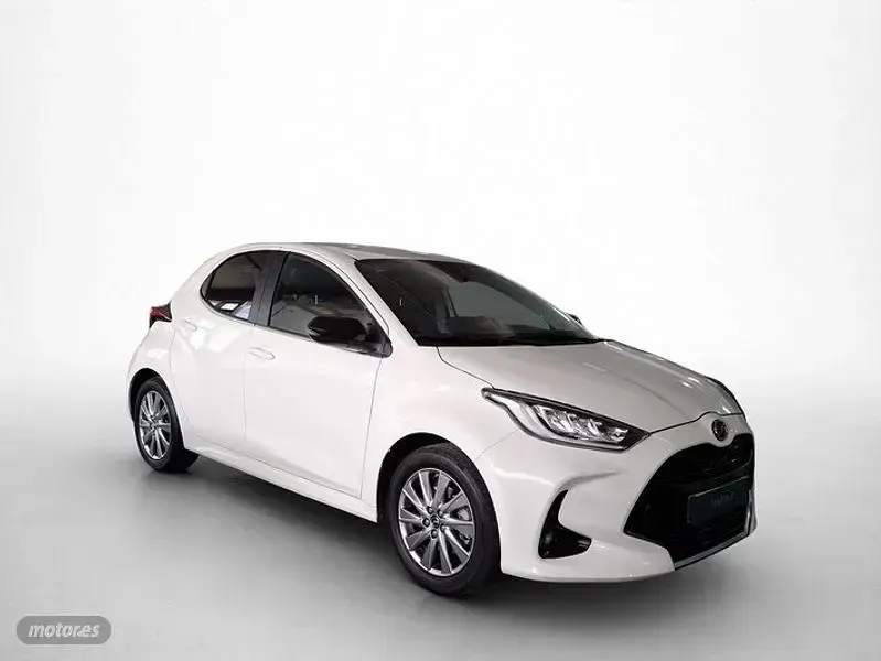 Usado Mazda 2 116 CV (85 kW) 2023 Blanco Utilitario