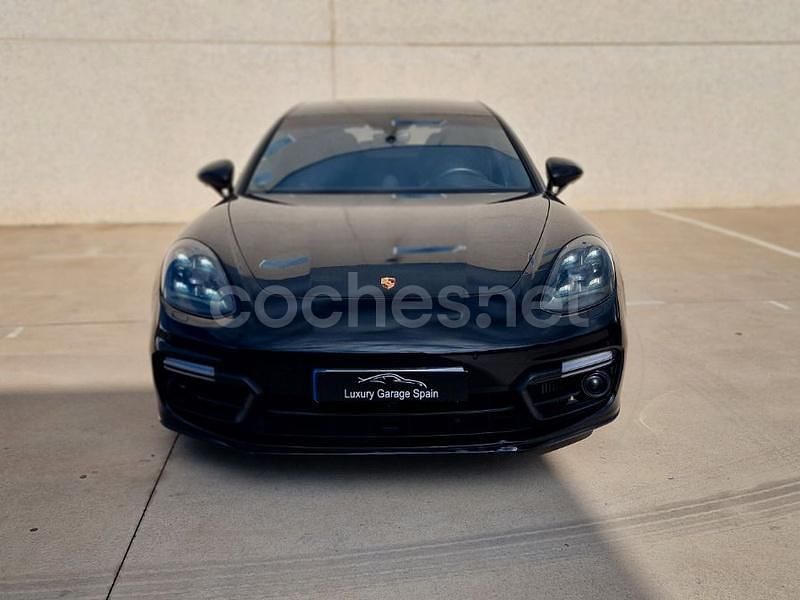 Usado Porsche Panamera Sport Turismo 680 CV (500 kW) 2018 Negro Familiar