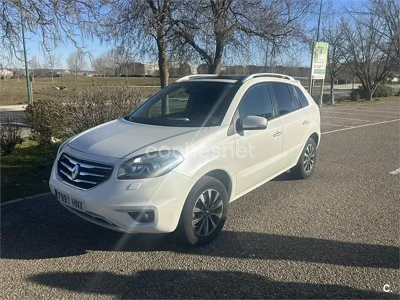 Usado Renault Koleos Dynamique 150 CV (110 kW) 2013 Blanco SUV