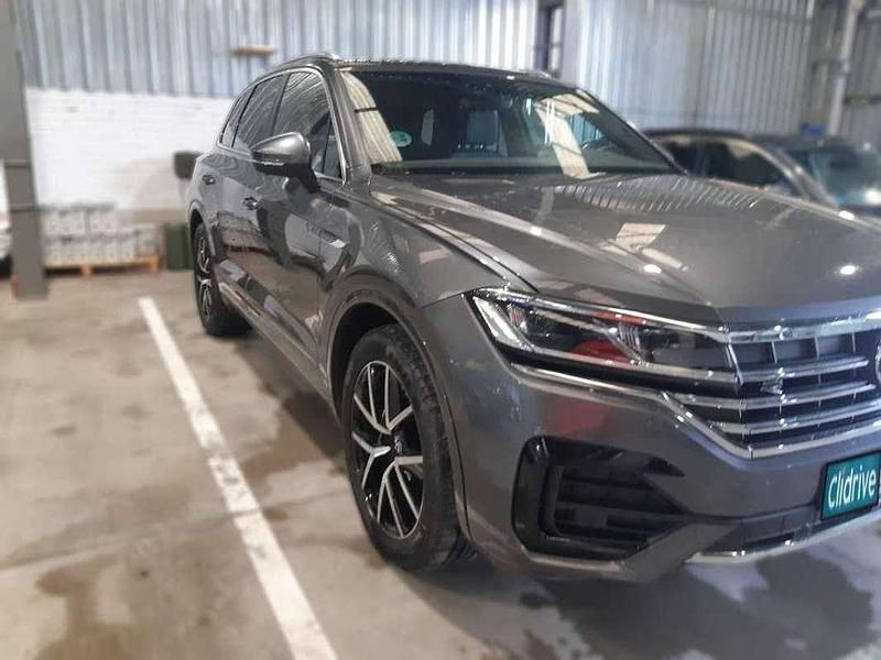 Usado VW Touareg 286 CV (210 kW) 2021 Gris SUV