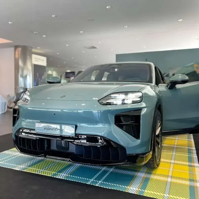 Nuevo Porsche Cayenne Turbo 2026 Negro SUV