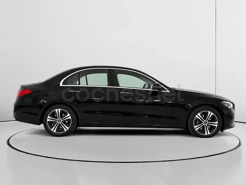 Usado Mercedes C200 163 CV (119 kW) 2022 Negro Berlina