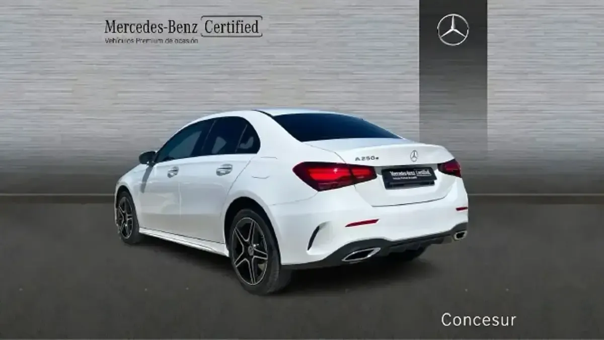 Usado Mercedes A250 217 CV (159 kW) 2024 Blanco Berlina