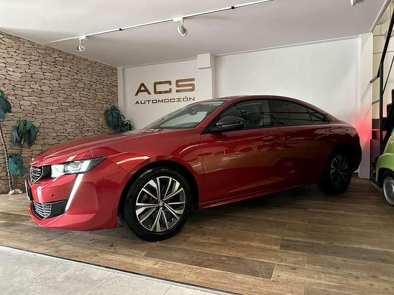 Usado Peugeot 508 Allure 131 CV (96 kW) 2022 Granate Berlina