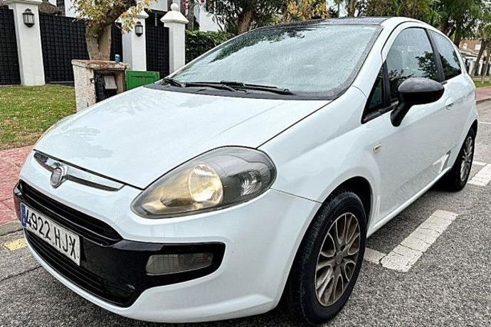 Usado 2012 Fiat Punto Utilitario | 4500 € (Precio justo) - Imagen 1/4
