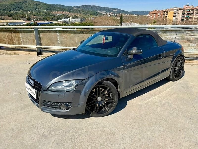 Usado Audi TT Roadster 250 CV (183 kW) 2007 Gris / plata Descapotable