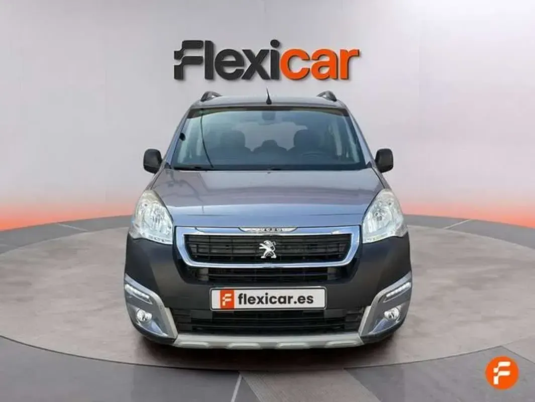 Usado Peugeot TePee Access 98 CV (72 kW) 2018 Gris Van