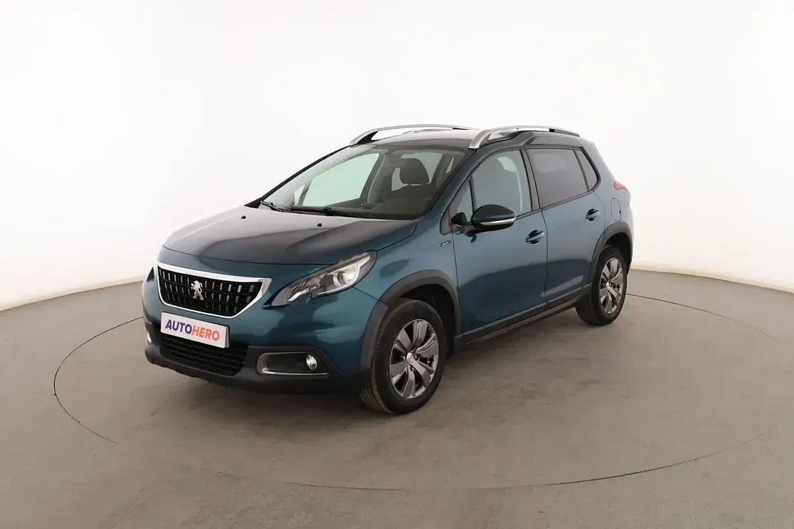Usado Peugeot 2008 Signature Sky 82 CV (60 kW) 2019 SUV