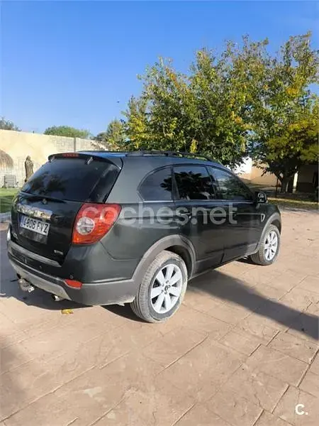 Usado Chevrolet Captiva 150 CV (110 kW) 2007 Verde SUV
