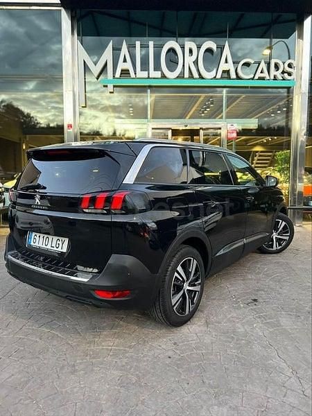 Usado Peugeot 5008 Active 130 CV (95 kW) 2020 Negro SUV
