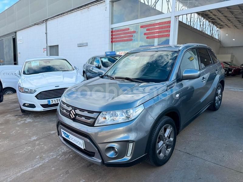Gris / plata Usado 2017 Suzuki Vitara SUV | 13.900 € (Precio justo) - Imagen 1/4