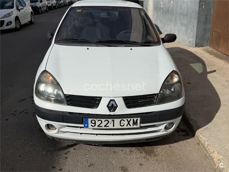 Blanco Usado 2004 Renault Clio II Authentique Berlina | 2990 € (Precio justo) - Imagen 1/4