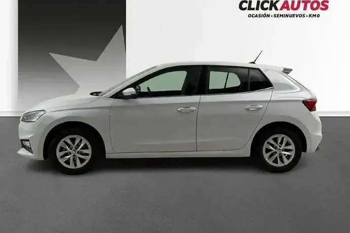Usado Skoda Fabia Ambition 95 CV (69 kW) 2023 Utilitario