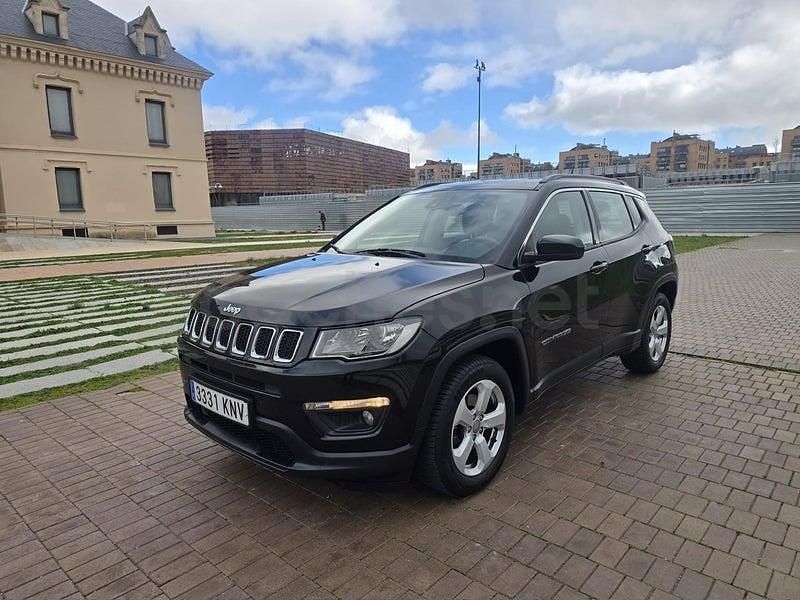 Usado Jeep Compass Night Eagle 140 CV (102 kW) 2018 Negro SUV