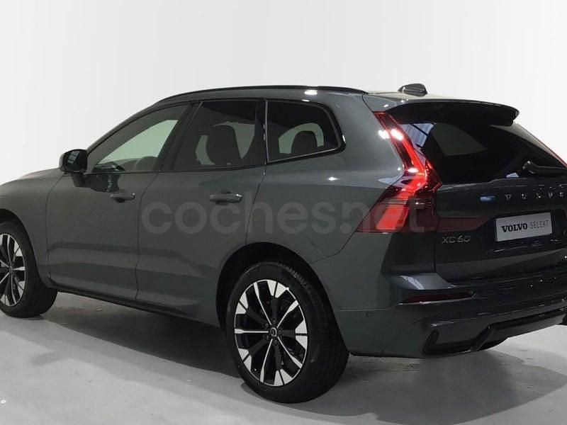Nuevo Volvo XC60 Ultra 250 CV (183 kW) 2025 Gris / plata SUV