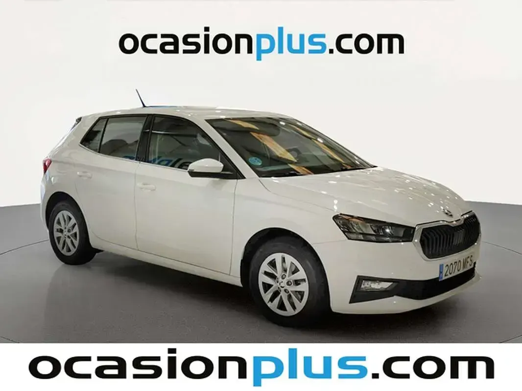 Usado Skoda Fabia Ambition 110 CV (80 kW) 2023 Blanco Utilitario
