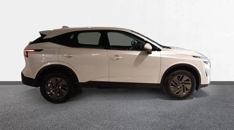 Usado Nissan Qashqai Acenta 140 CV (102 kW) 2024 Lunar white (perlada) SUV