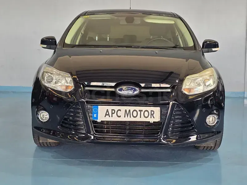 Usado Ford Focus Titanium 115 CV (84 kW) 2013 Negro Berlina