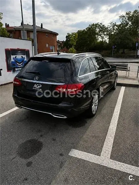 Usado Mercedes C220 Exclusive 170 CV (125 kW) 2016 Azul Familiar