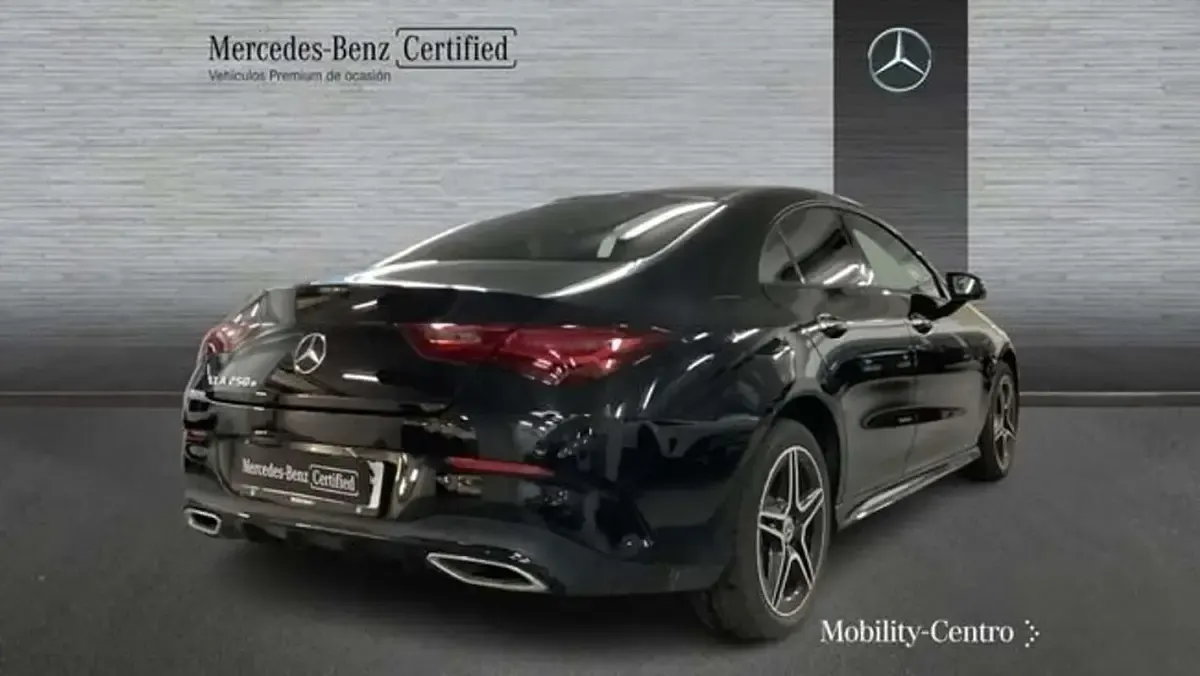 Usado Mercedes CLA250e 218 CV (160 kW) 2023 Negro Coupe
