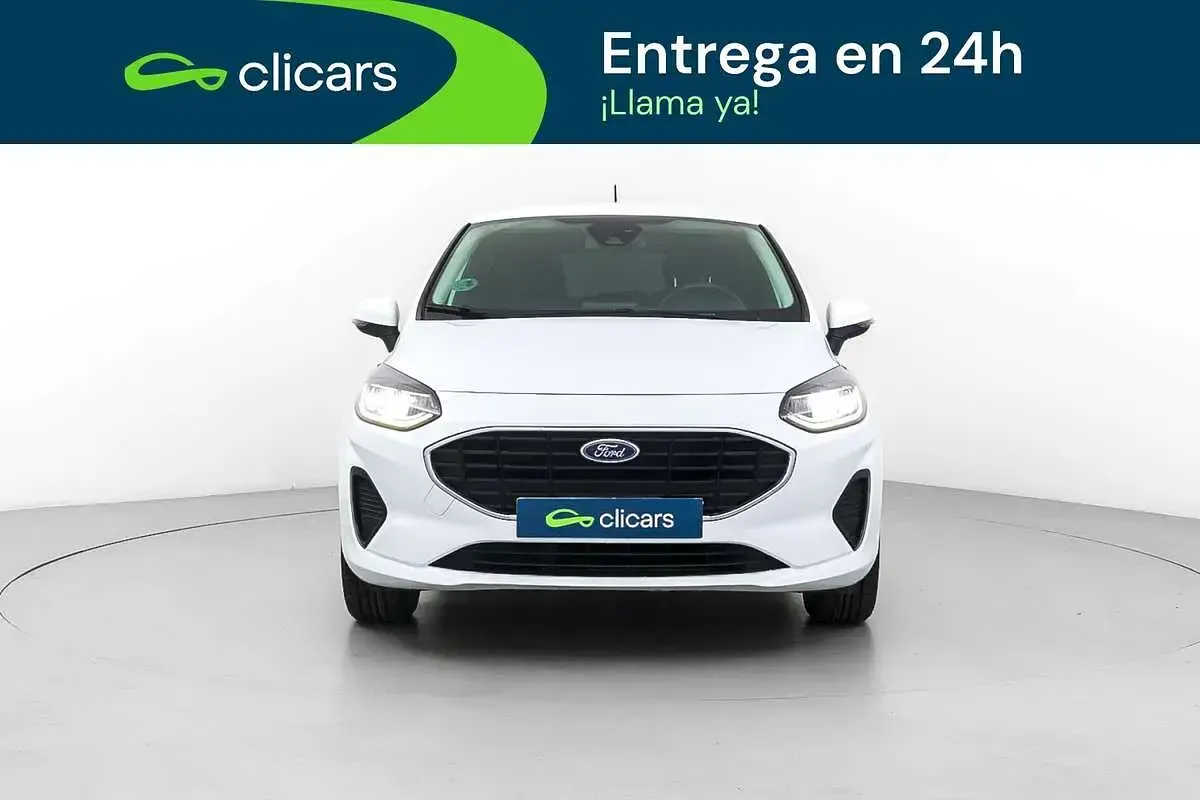 Usado Ford Fiesta Trend 75 CV (55 kW) 2022 Blanco Utilitario