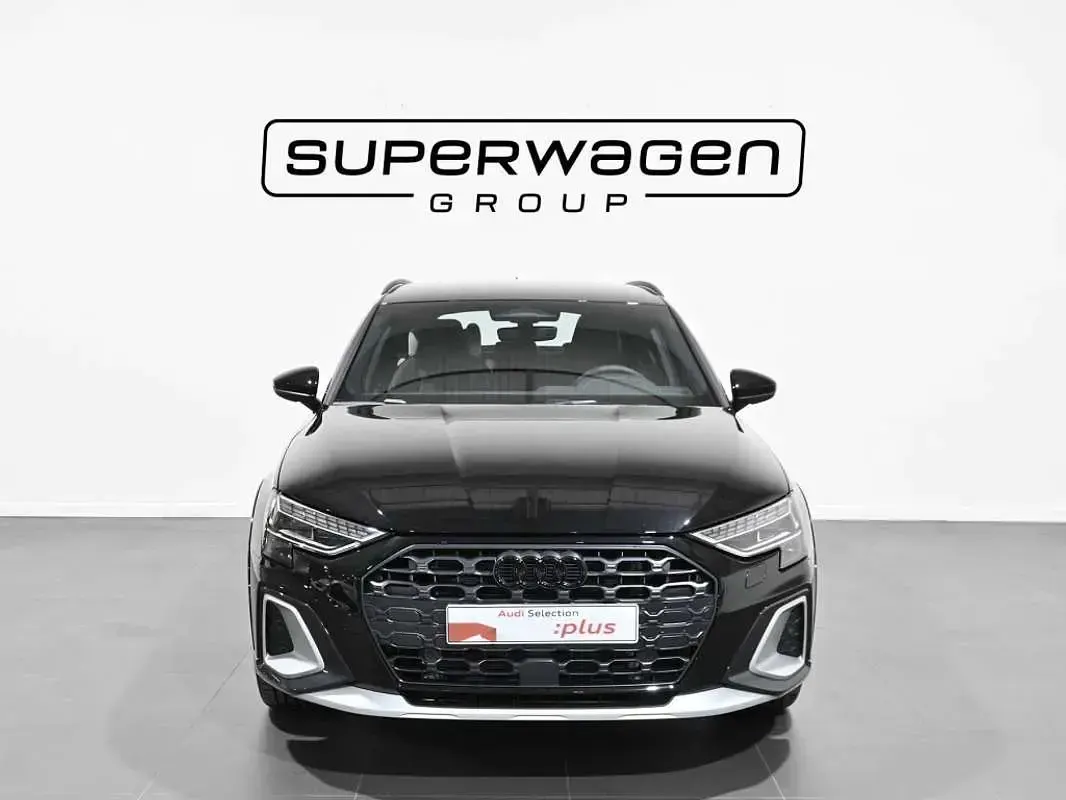 Usado Audi A3 Advanced 205 CV (150 kW) 2025 Negro SUV