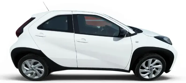 Usado Toyota Aygo X Play 72 CV (52 kW) 2022 Blanco SUV