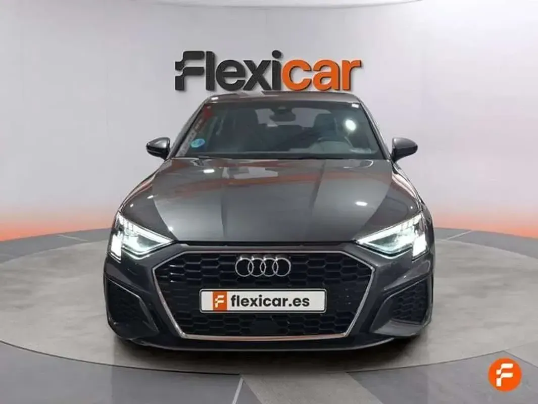 Usado Audi A3 S-Line 150 CV (110 kW) 2024 Gris Berlina