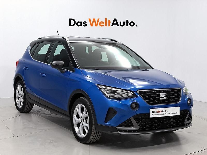 Usado Seat Arona FR 115 CV (84 kW) 2024 Azul SUV