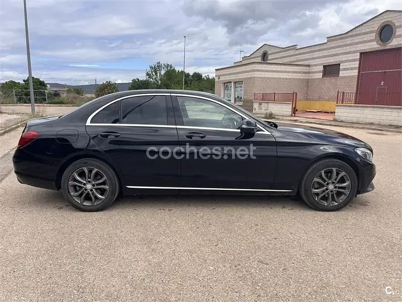 Usado Mercedes C200 136 CV (100 kW) 2015 Negro Berlina