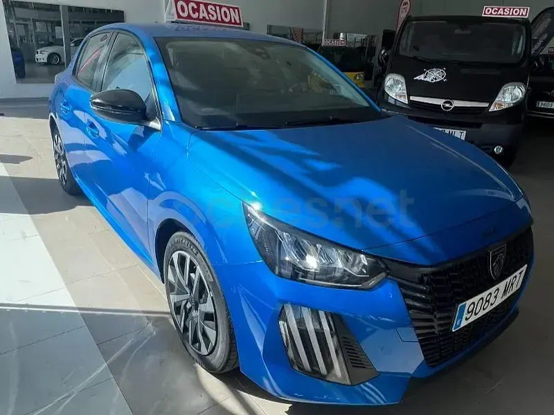 Usado Peugeot 208 Active 100 CV (73 kW) 2024 Azul Utilitario