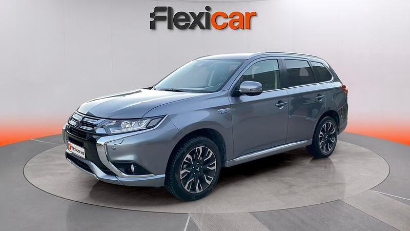 Usado Mitsubishi Outlander P-HEV 203 CV (149 kW) 2018 Gris SUV
