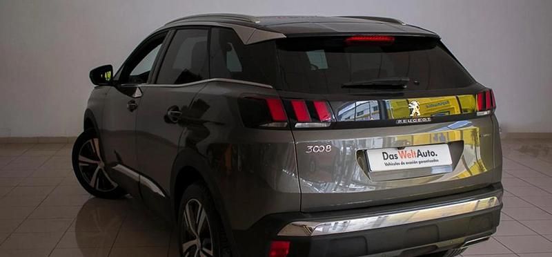 Usado Peugeot 3008 GT-line 131 CV (96 kW) 2017 Gris amazonite SUV